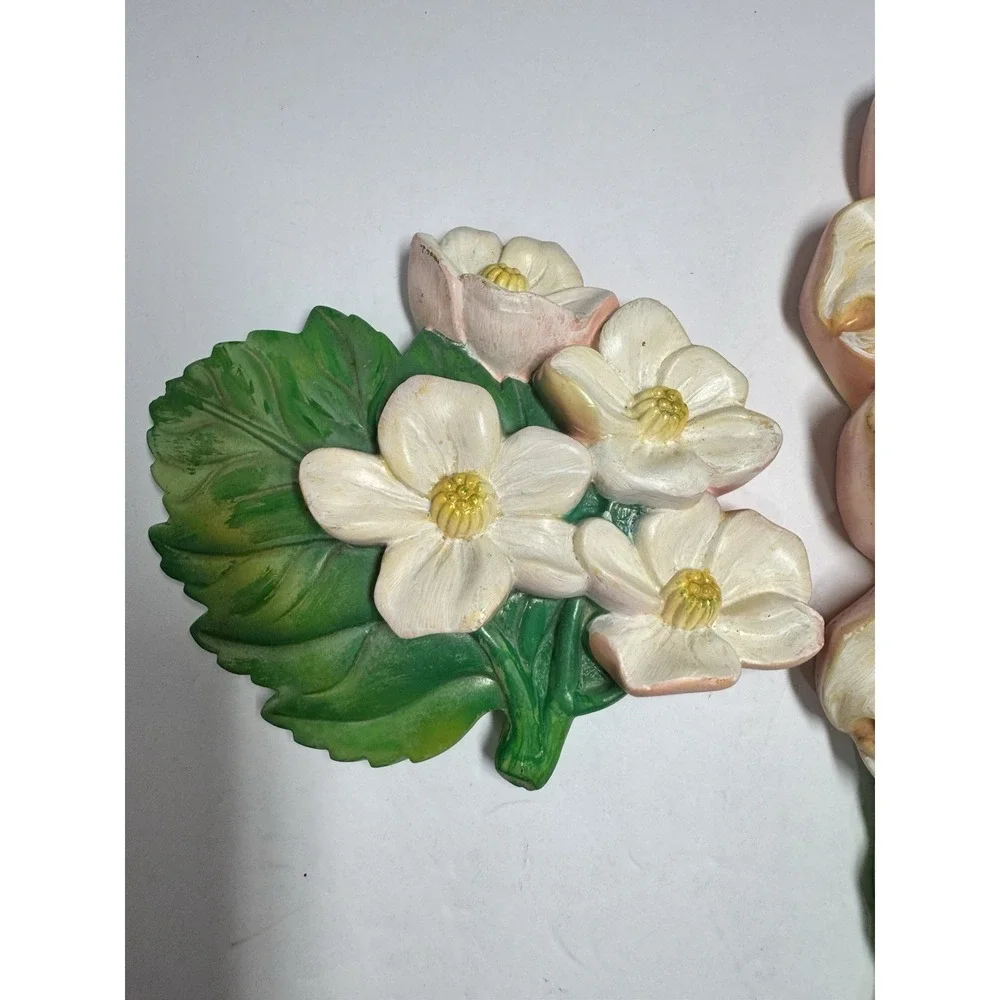 Vintage 1968 Miller Studio Dogwood Flower Chalkware‎ Wall Plaques Set of 2 MCM